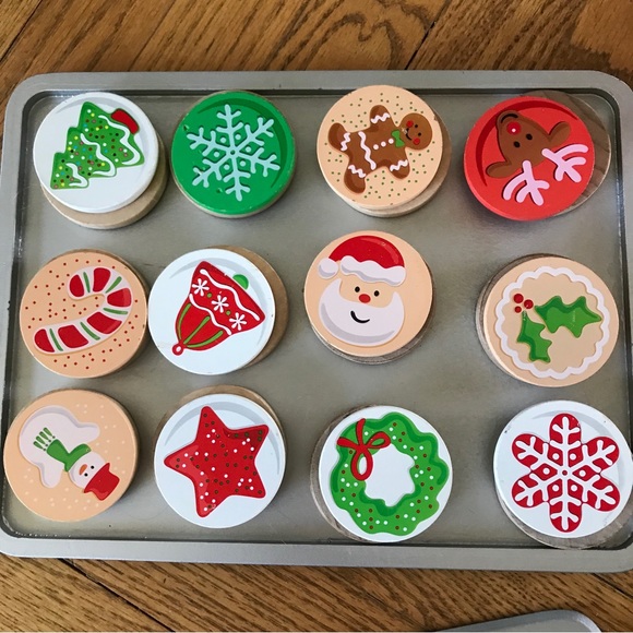 Melissa & Doug Slice and Bake Cookie Set with Christmas Cookies - Picture 2 of 5